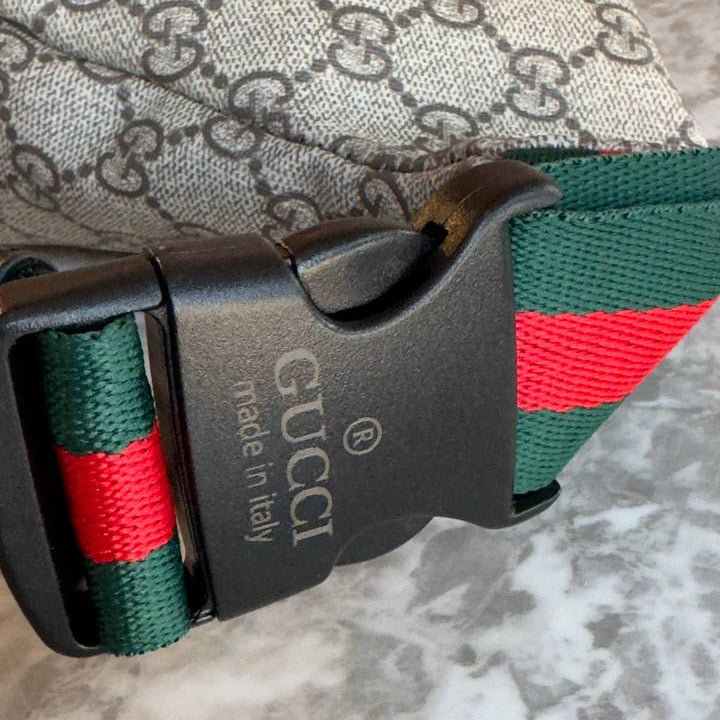 Gucci GG Supreme Canvas Belt Bag with Signature Web Stripe 👜✨