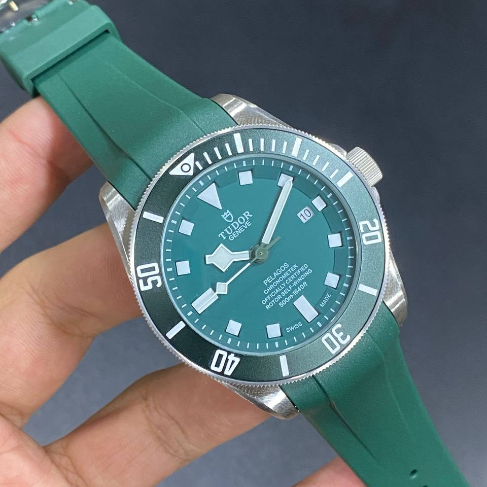 Tudor Pelagos Professional Diver Watch with Black Rubber Strap