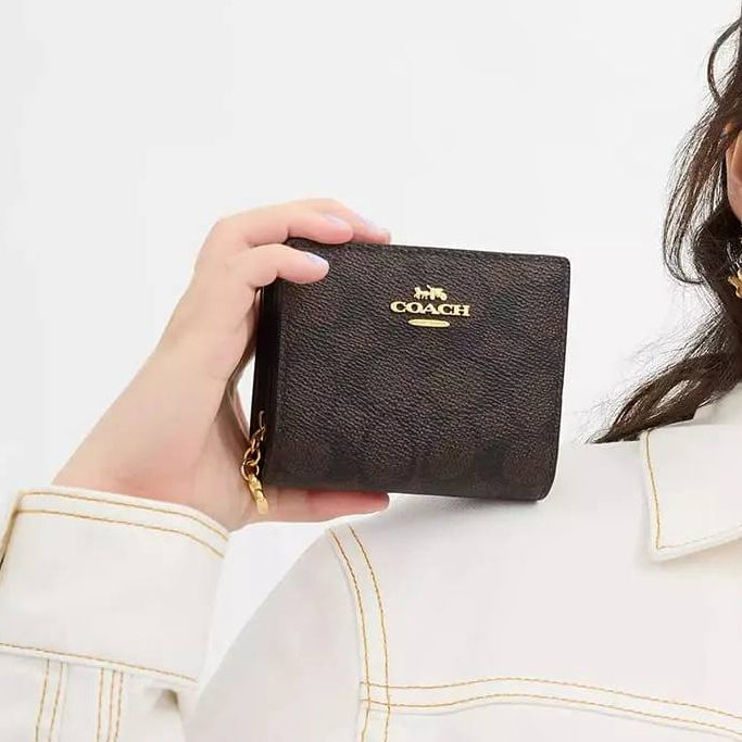 Coach Signature Canvas Chain Wallet in Brown with Gold Hardware 👜✨