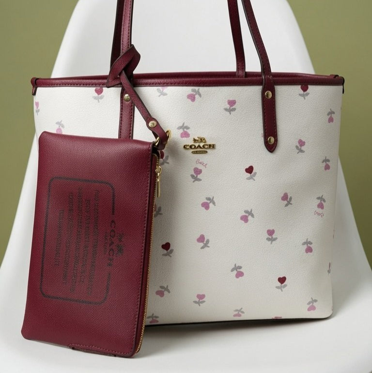 Coach Floral & Heart Print Tote Bag with Matching Pouch 🌸❤️👜