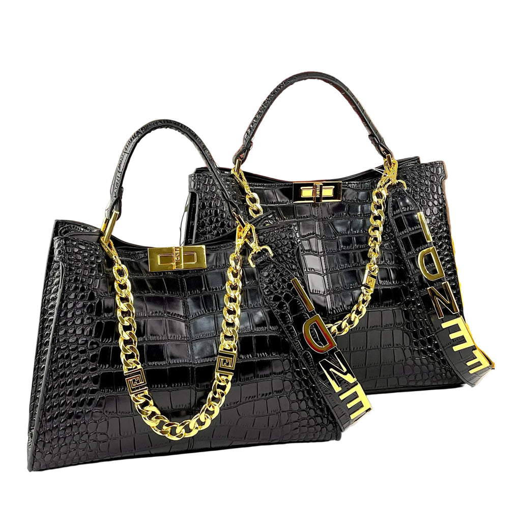 Fendi Black Signature Tote 🖤