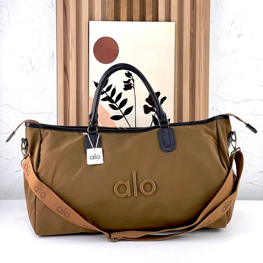 ALO Olive Duffle Bag with Brown Accents 🫒💼👜