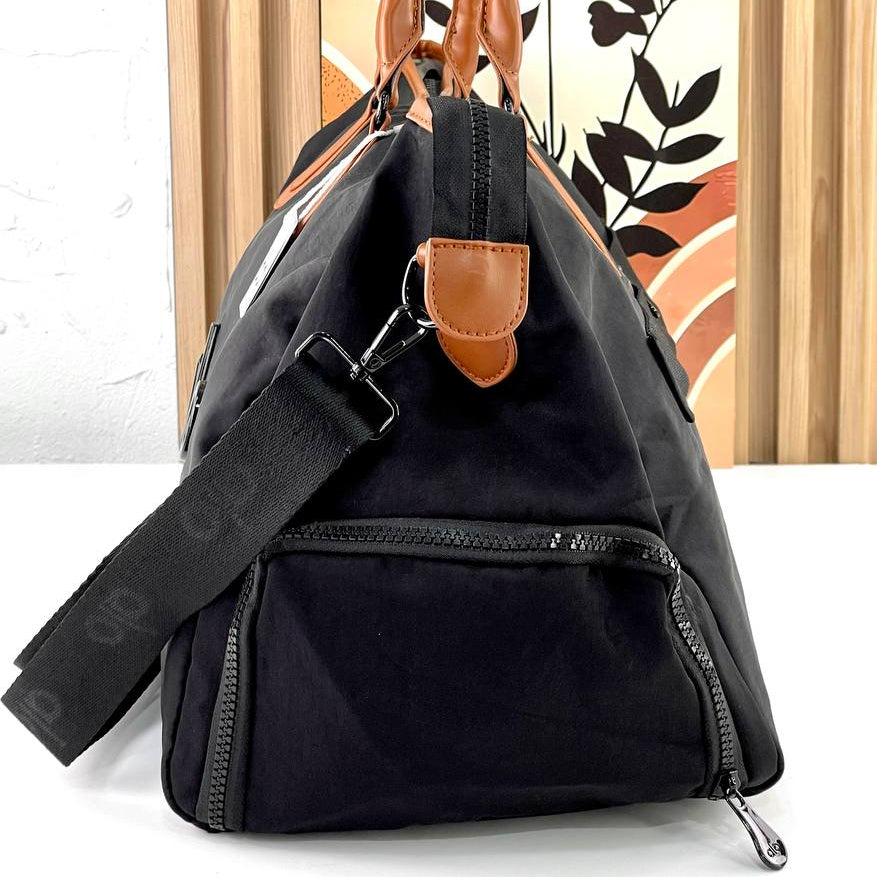 ALO Olive Duffle Bag with Brown Accents 🫒💼👜