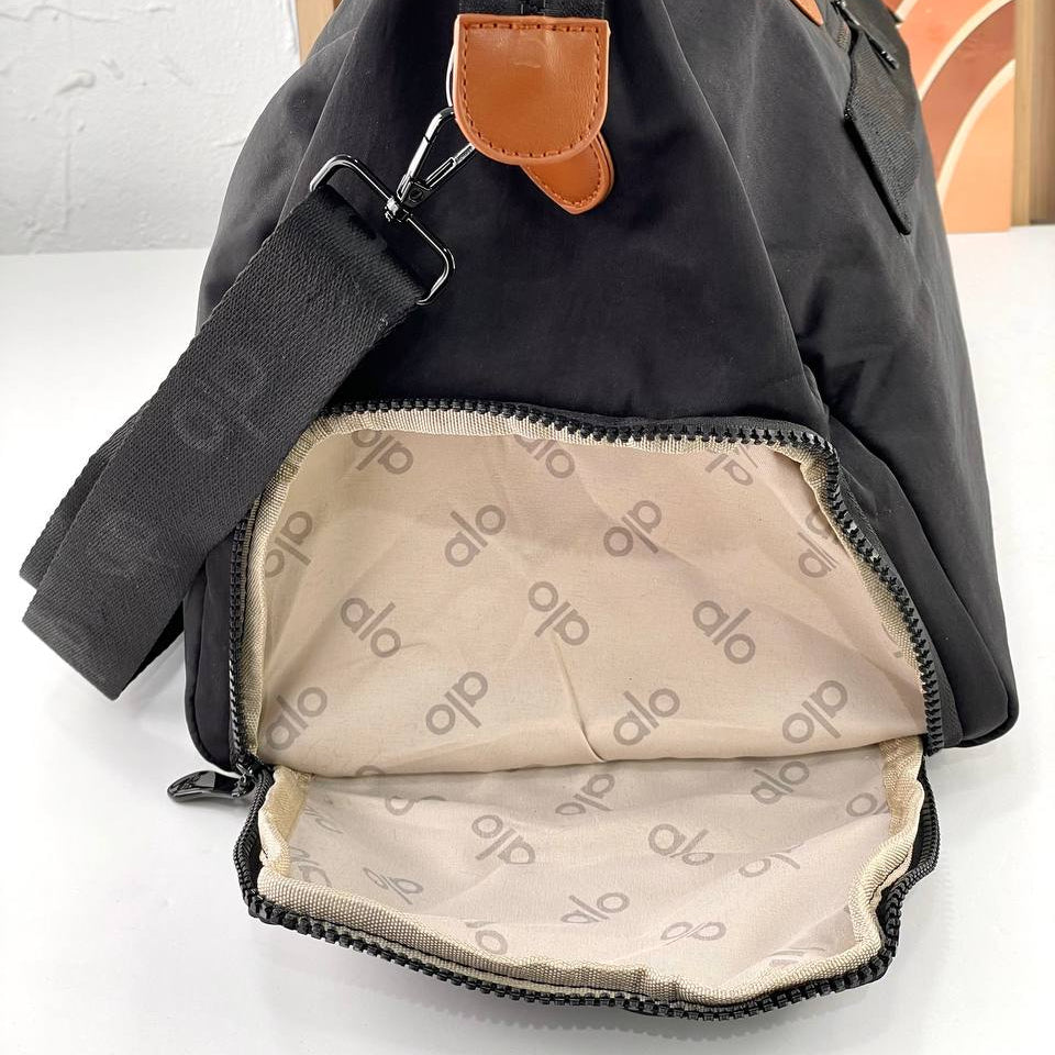 ALO Olive Duffle Bag with Brown Accents 🫒💼👜