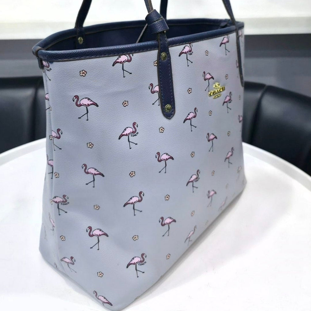 Coach Flamingo Print Tote Bag with Matching Pouch 🦩🌸👜