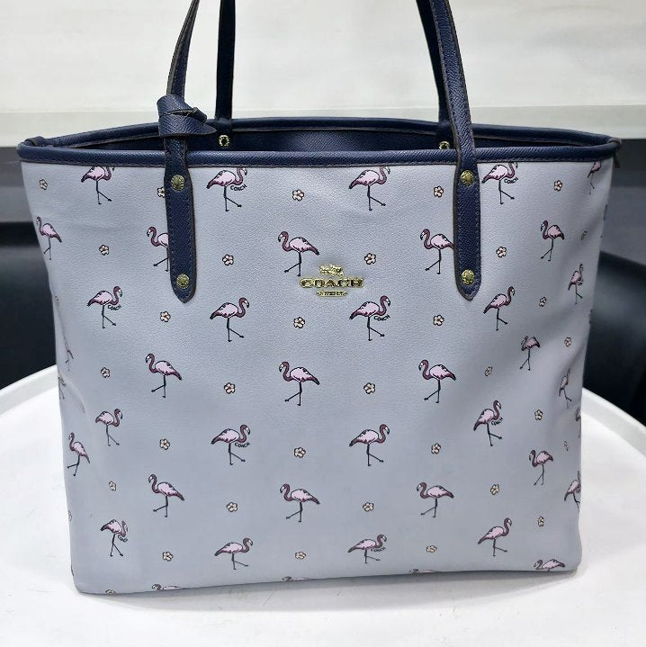 Coach Flamingo Print Tote Bag with Matching Pouch 🦩🌸👜