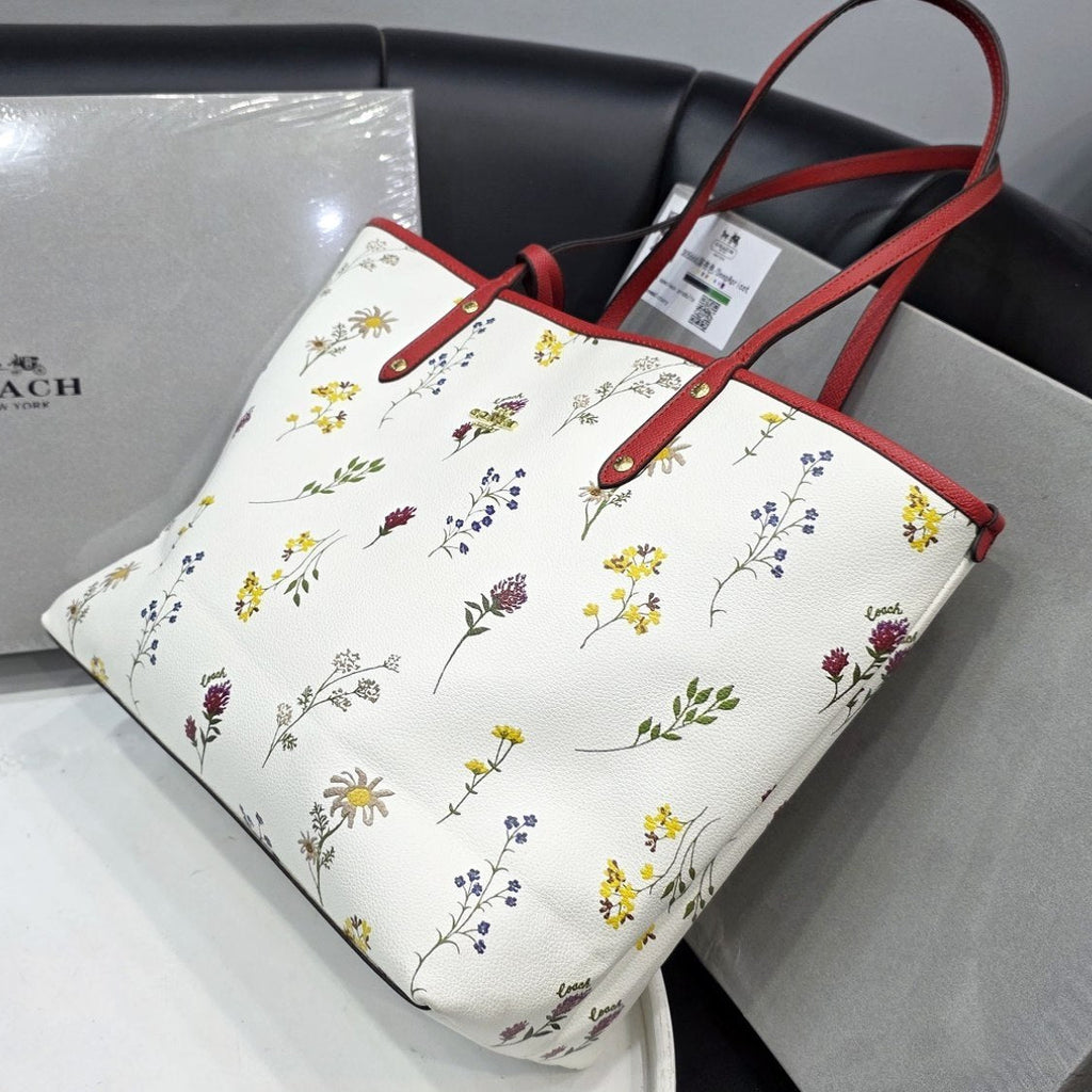 Coach Flamingo Print Tote Bag with Matching Pouch 🦩🌸👜