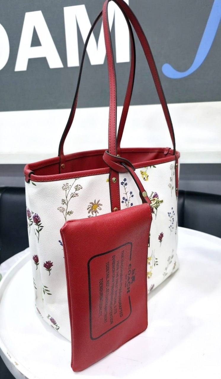 Coach Flamingo Print Tote Bag with Matching Pouch 🦩🌸👜