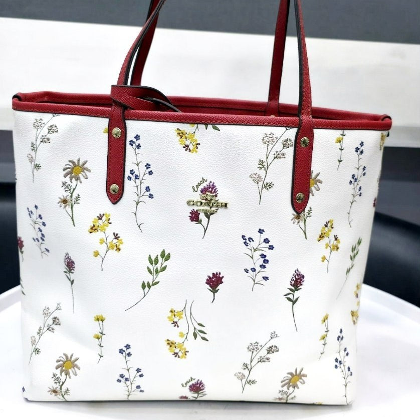 Coach Flamingo Print Tote Bag with Matching Pouch 🦩🌸👜