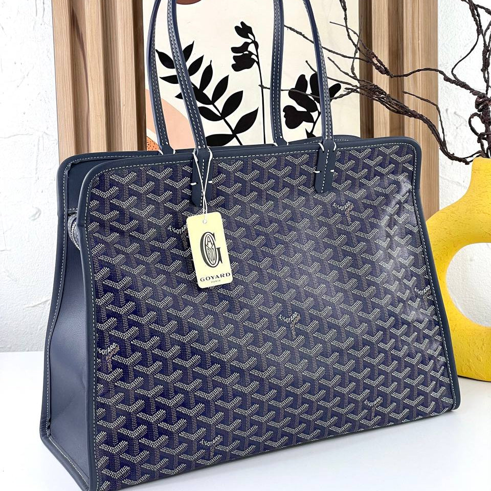 Goyard Monogram Signature Leather Trim Tote with Pouch