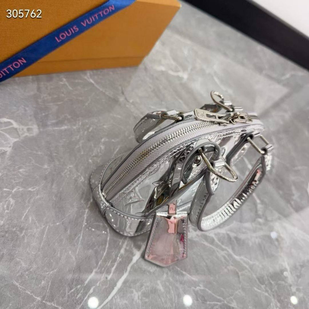 Louis Vuitton Metallic Gold Patent Alma Bag
