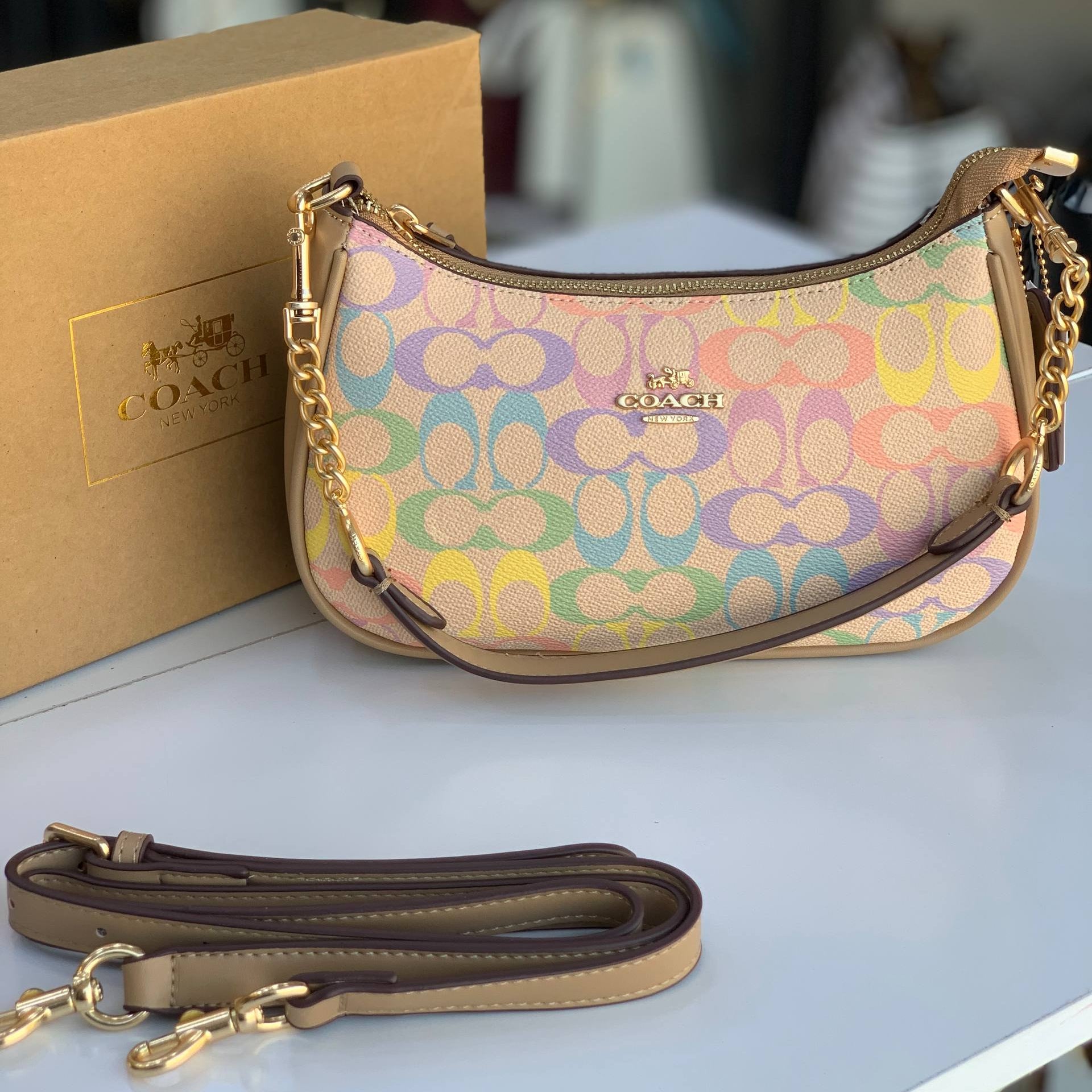 Coach Pastel Signature Monogram Shoulder Bag 🌸✨👜
