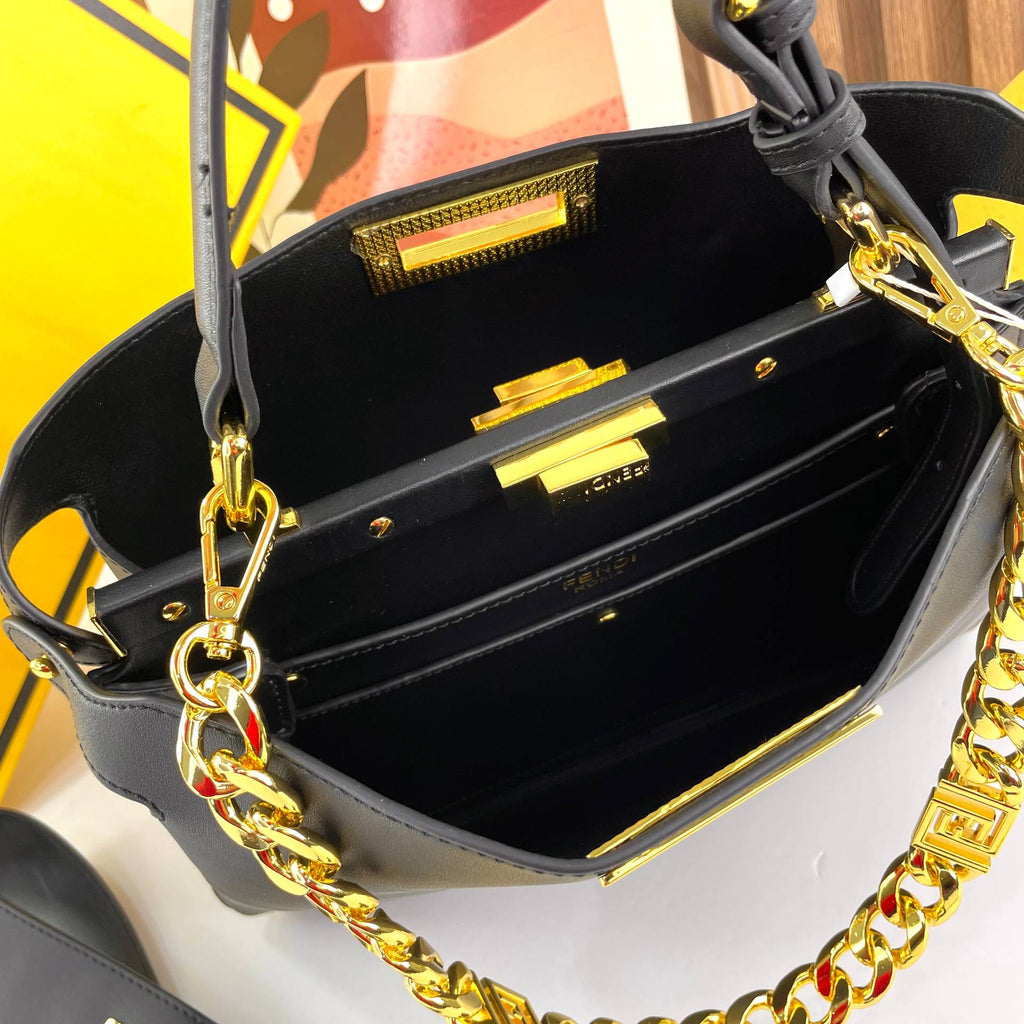 Fendi Burgundy Bag 👜 Chic Carryall 🍷