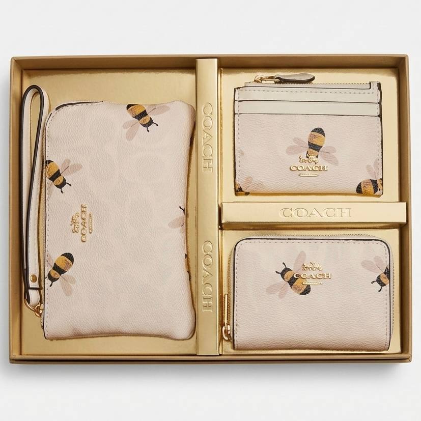 Coach 3-Piece Beige Bag Set 👜✨