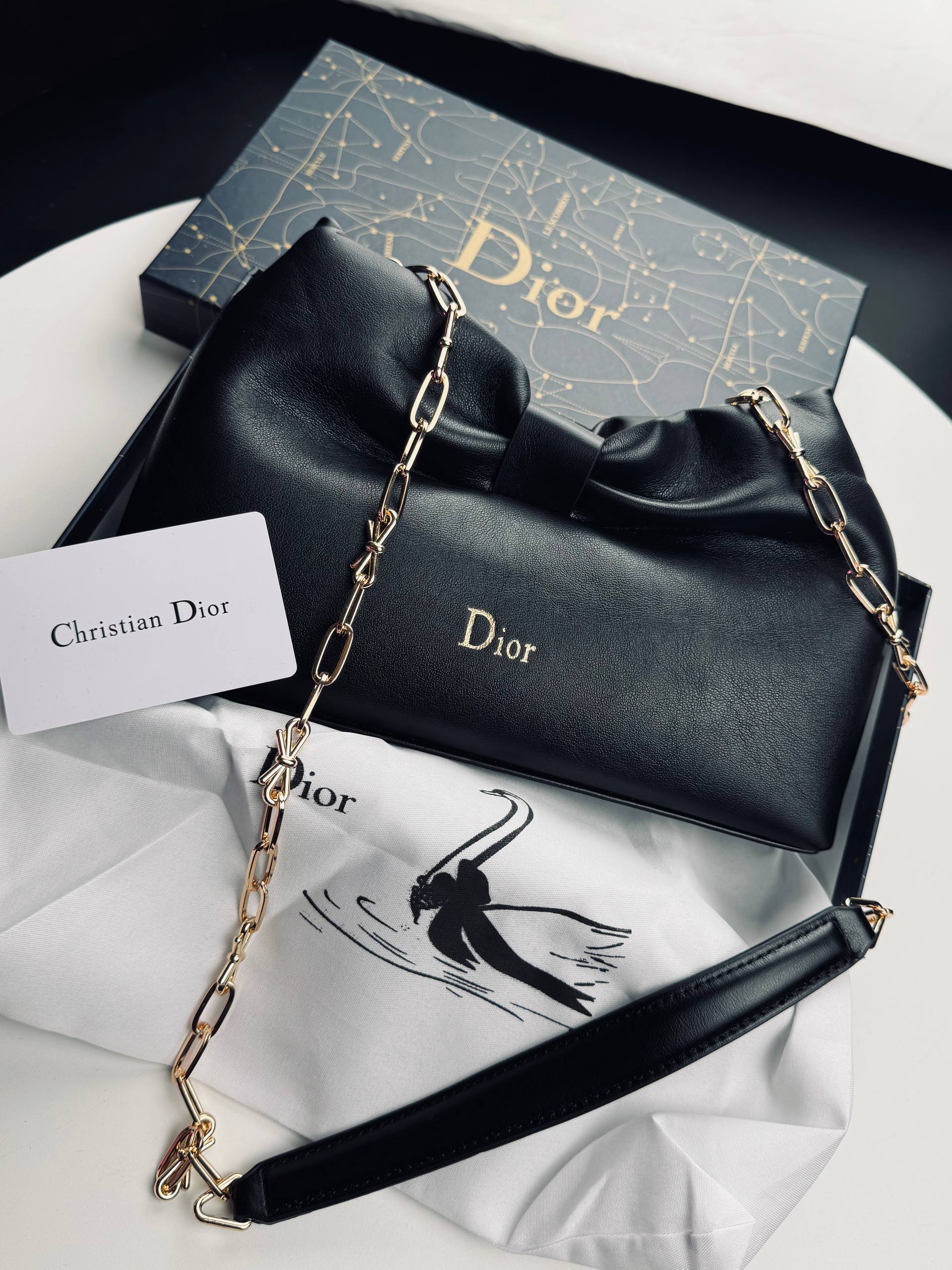 Dior Red Bow Detail Chain Bag with Gold Hardware 🎀✨