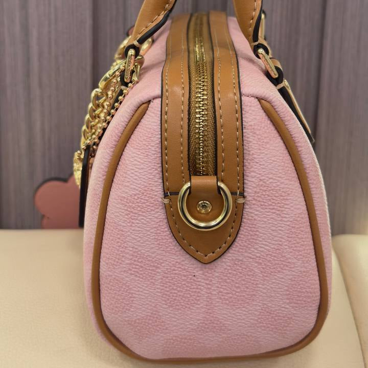 Coach Pink Floral Charm Leather Handbag with Gold-Tone Hardware 🌸👜