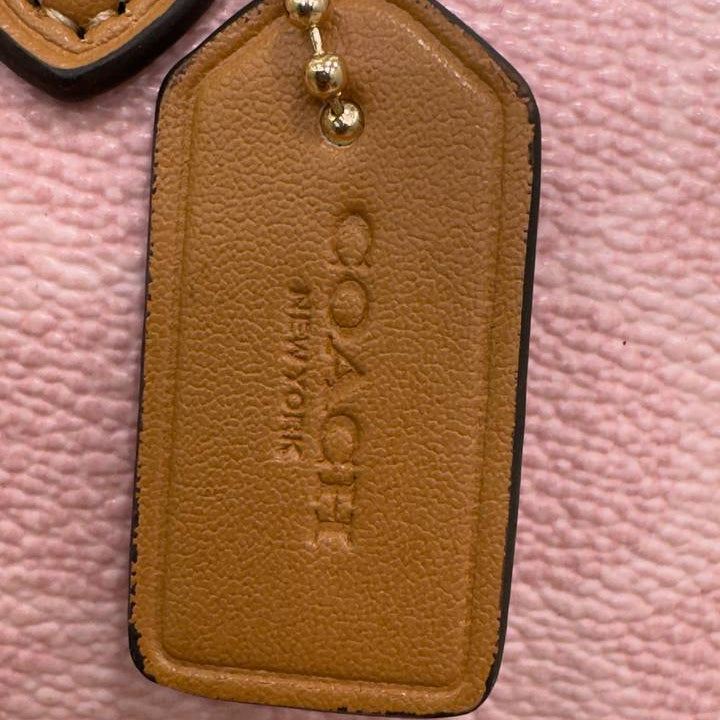 Coach Pink Floral Charm Leather Handbag with Gold-Tone Hardware 🌸👜