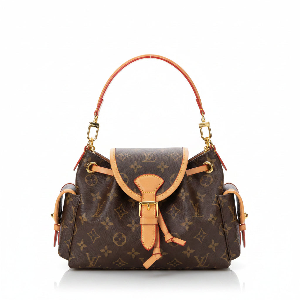 Louis Vuitton Monogram Handbag with Gold-Tone Chain Details 👜✨