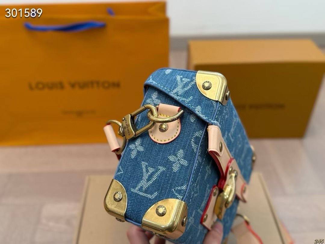 Louis Vuitton Petite Malle Monogram Trunk Bag ✨👜