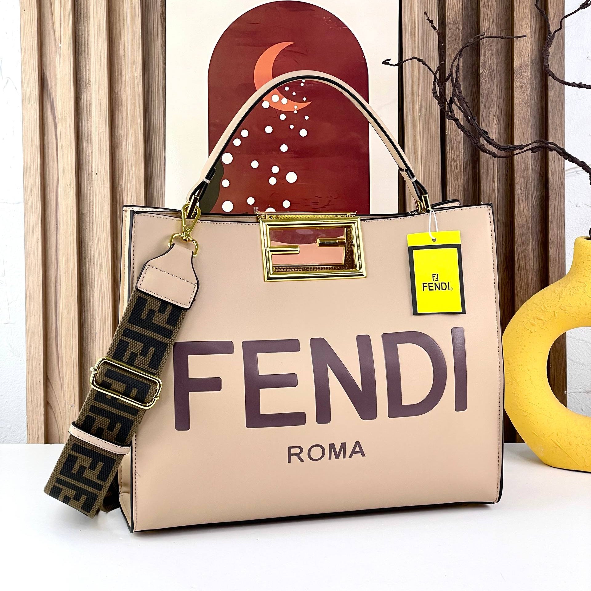 Fendi Roma Tote: Black & Beige Chic 👜🖤