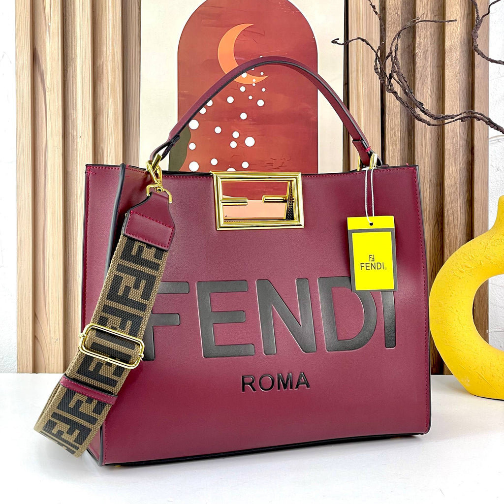 Fendi Roma Tote: Black & Beige Chic 👜🖤