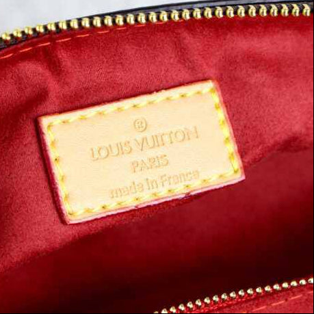 LV Monogram Bag: Classic Style 👜