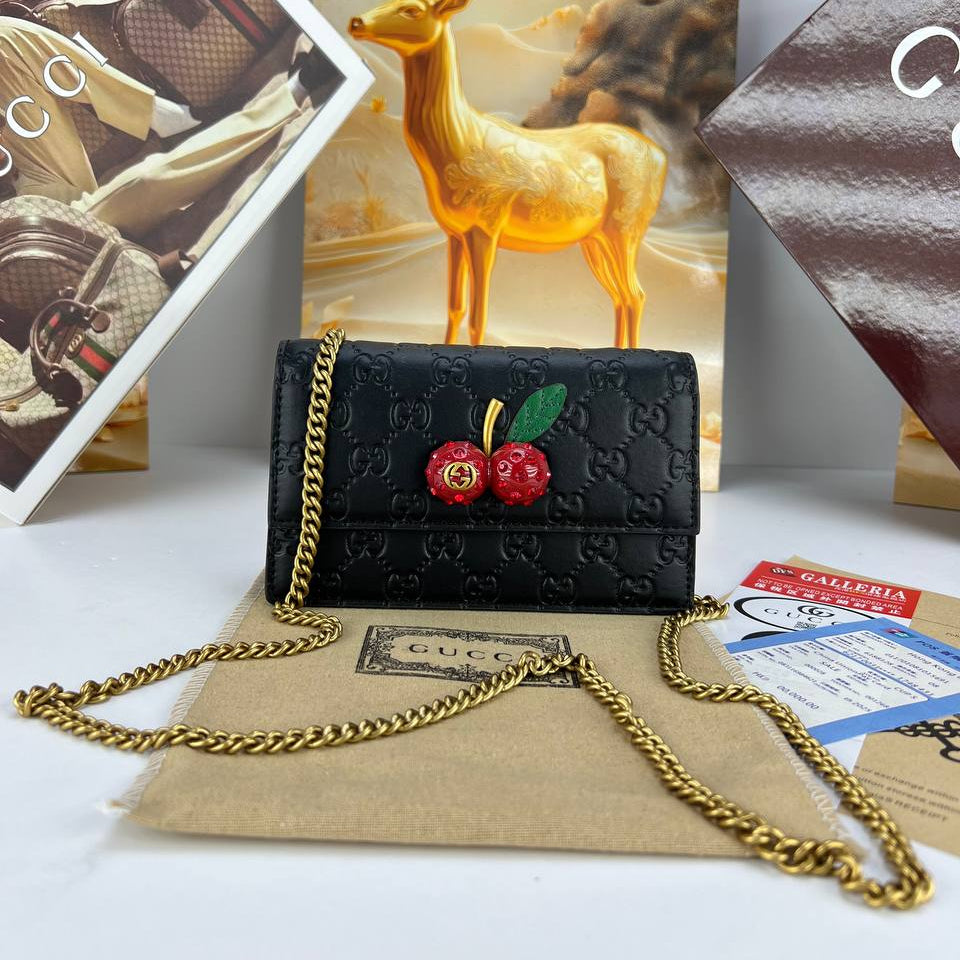 Gucci Cherry Embellished Chain Bag 🍒✨
