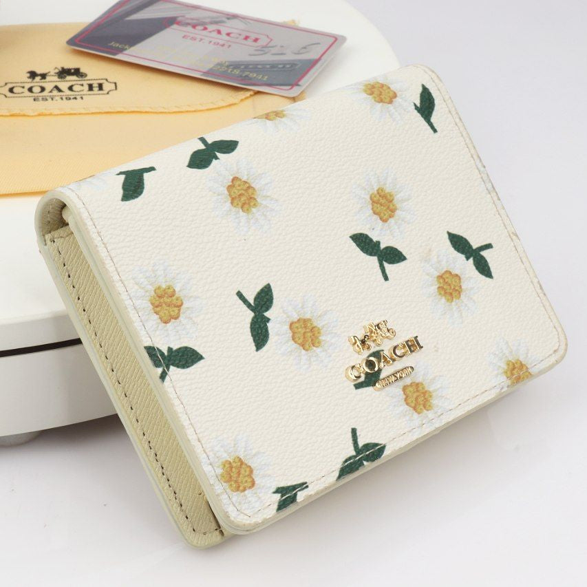 Coach Floral Print Chain Wallet Pouch 🌼✨