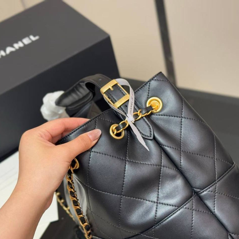 Chanel Quilted Leather Shoulder Bag with Gold Tone Chain