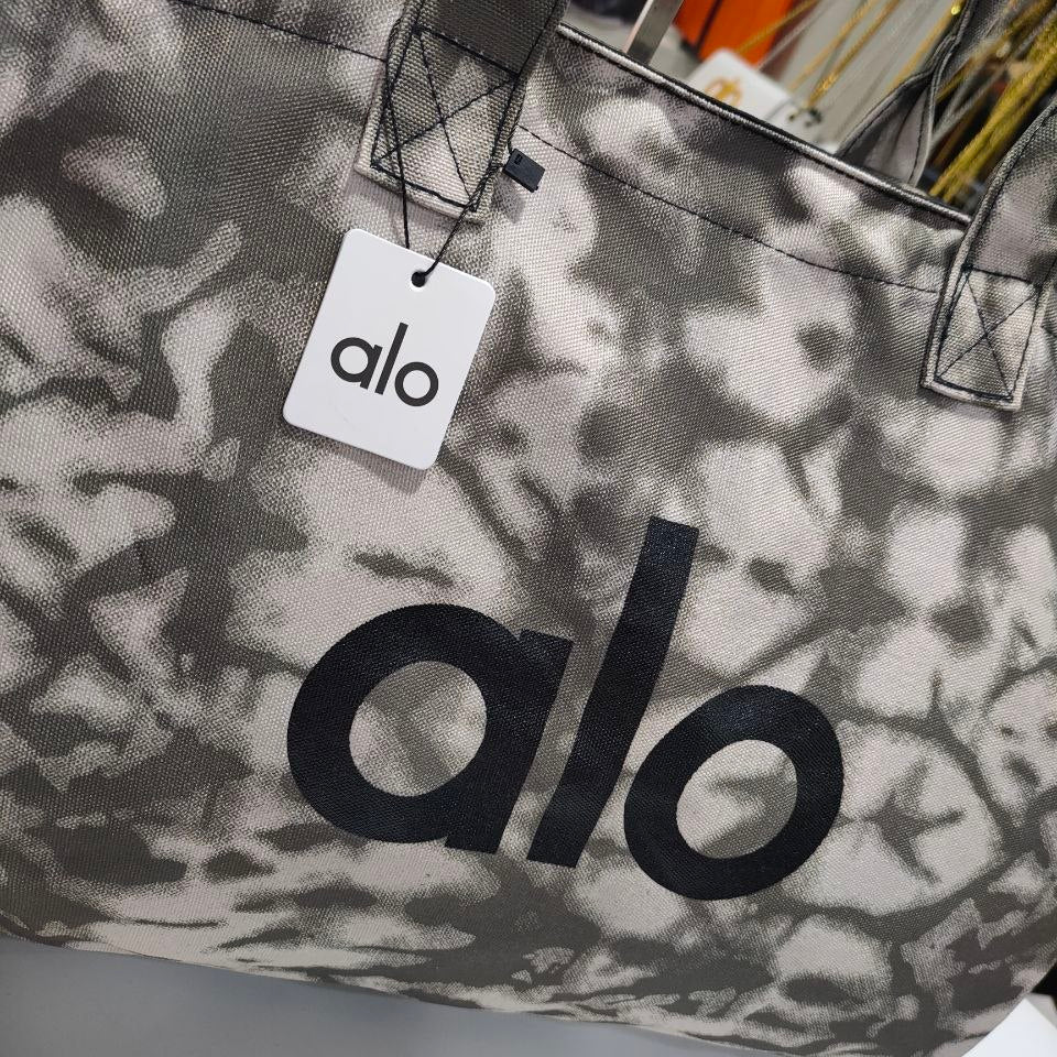 Alo Yoga Signature Canvas Tie Dye Tote Bag