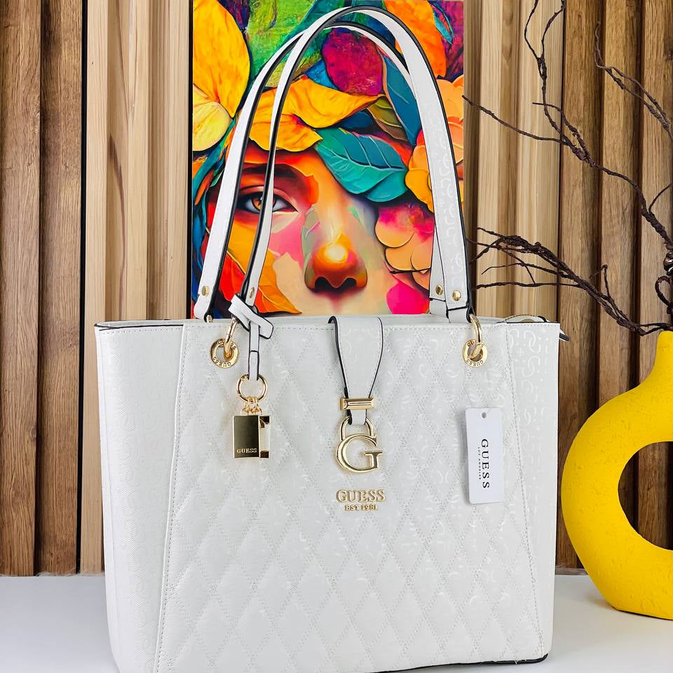 GUESS Chic Tote Bag 👜⚪🖤 Beige Accent