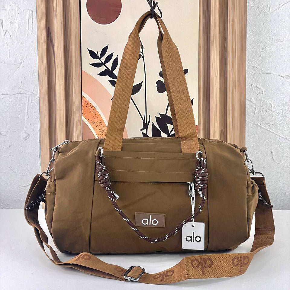 Alo Yoga Duffle Bag 🌿 Athleisure Style Carryall