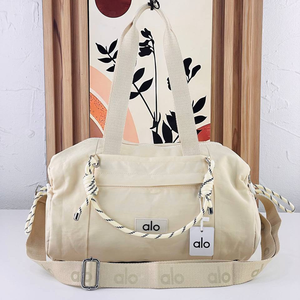 Alo Yoga Duffle Bag 🌿 Athleisure Style Carryall