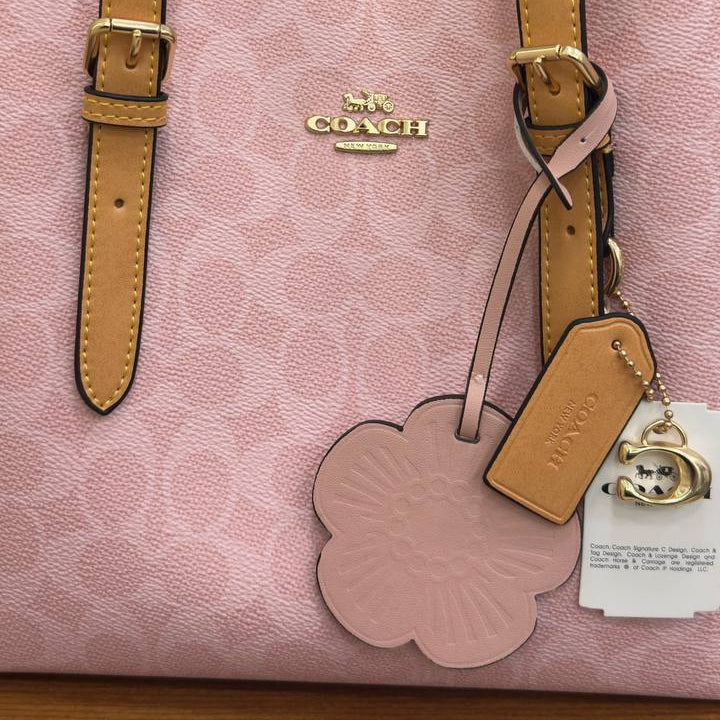 Coach Signature C Pink Tote with Floral Charm 🌸👜