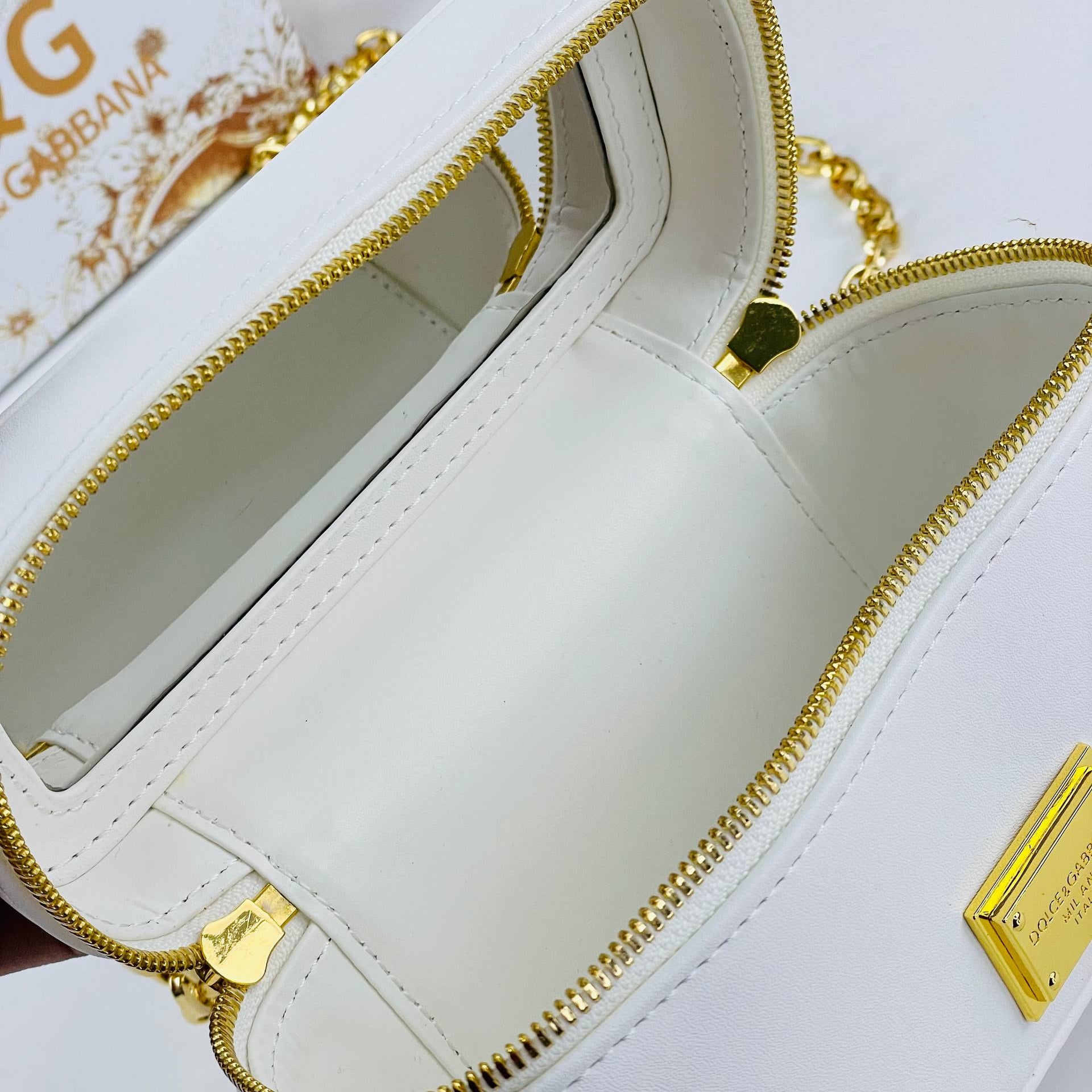 Dolce & Gabbana Style Box Bag with Gold Chain Strap ✨👜