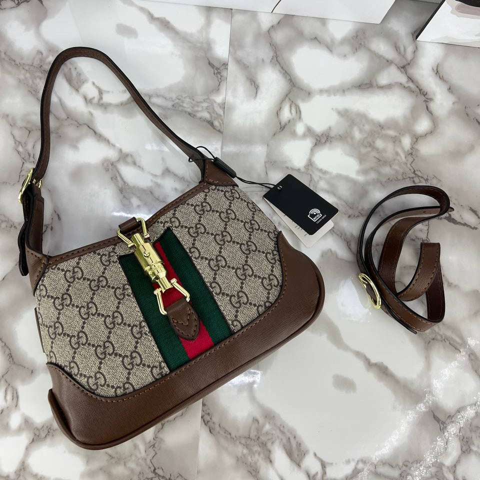 GUCCI Brown Monogram Bag 👜 Chic Carryall 🤎