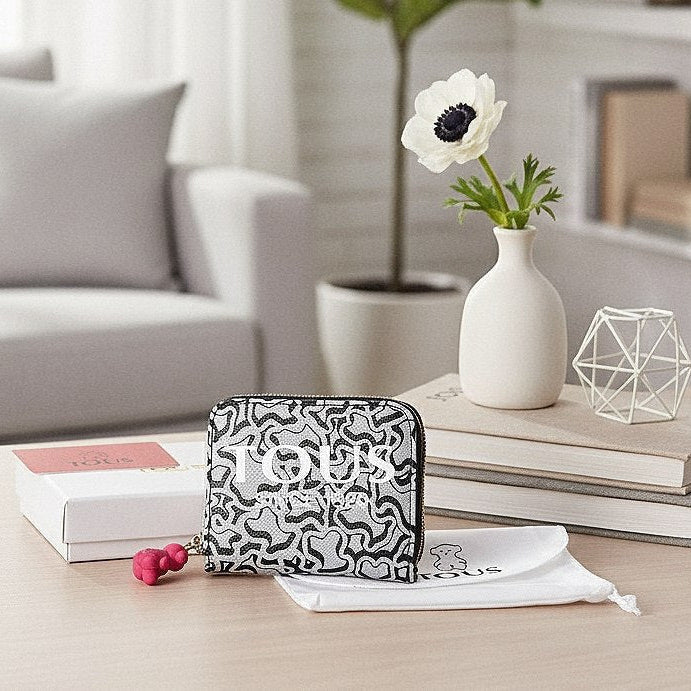TOUS Compact Wallet 🧸