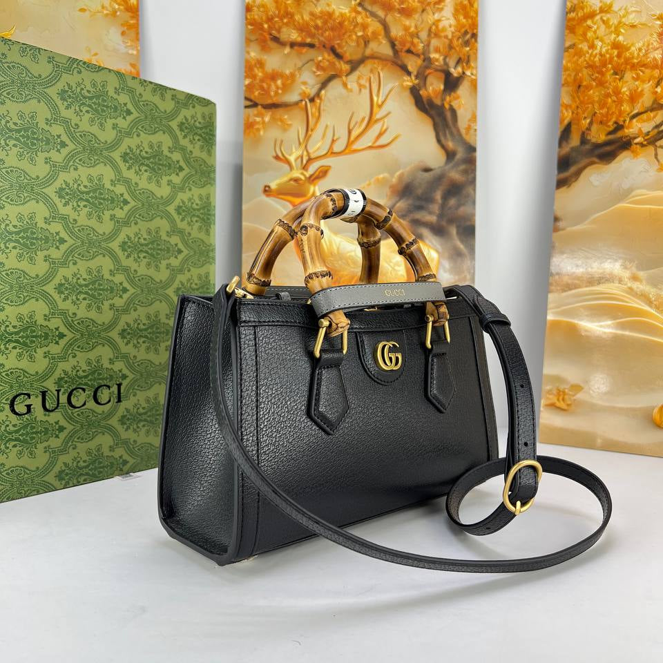 Gucci Bamboo Handle Leather Bag in Black 👜✨