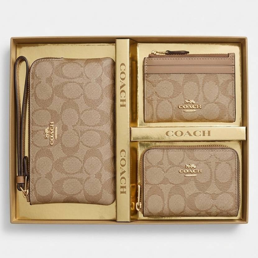 Coach Beige 3-Piece Accessory Set 👜✨ Neutral Chic