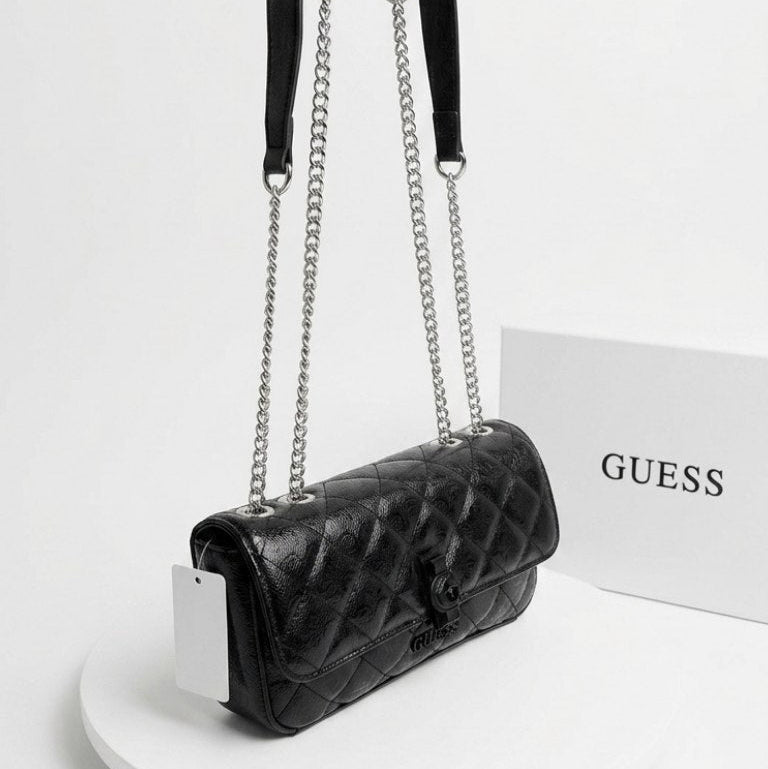 Guess White Shiny Leather Bag 🤍✨