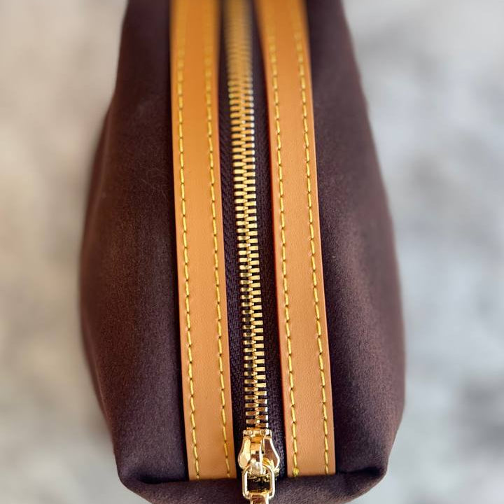Louis Vuitton Monogram Bucket Bag with Scarf and Pouch 👜✨