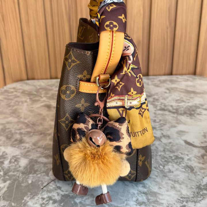 Louis Vuitton Monogram Bucket Bag with Scarf and Pouch 👜✨