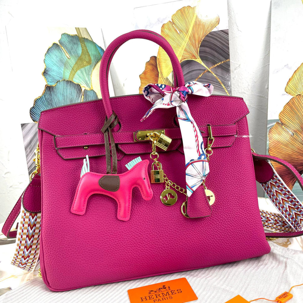 HERMES Rouge Casaque Bag 💖🖤❤️