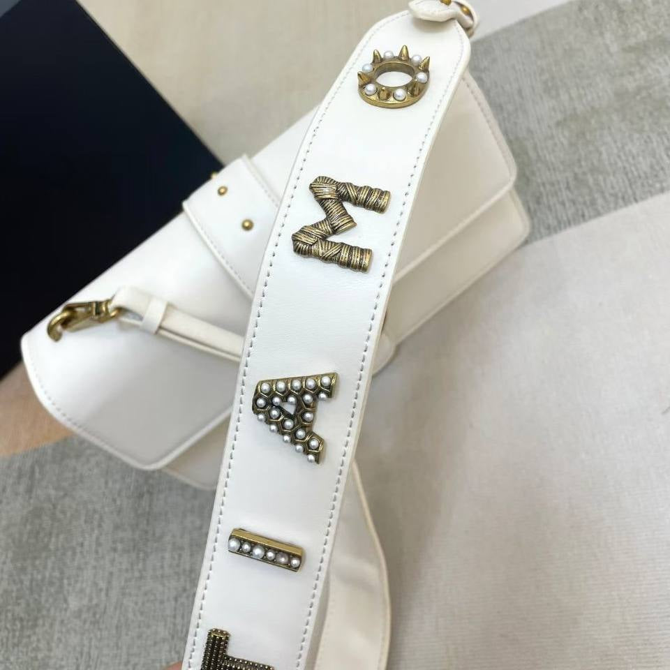 PINKO Chic Bag 🖤🤍 Top Quality with Box