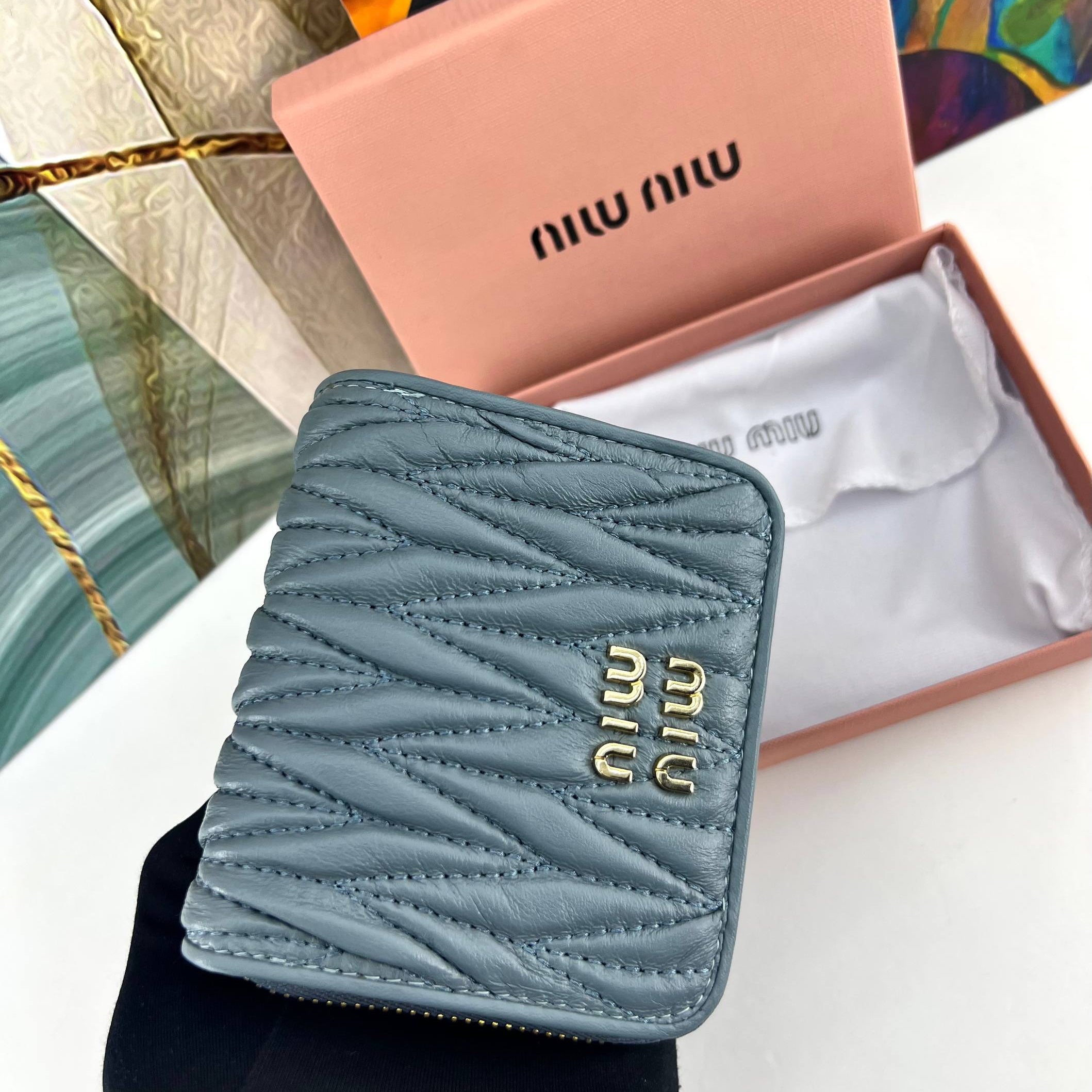 Miu Miu Bi-Fold Wallet: Black & Pink 💖🖤
