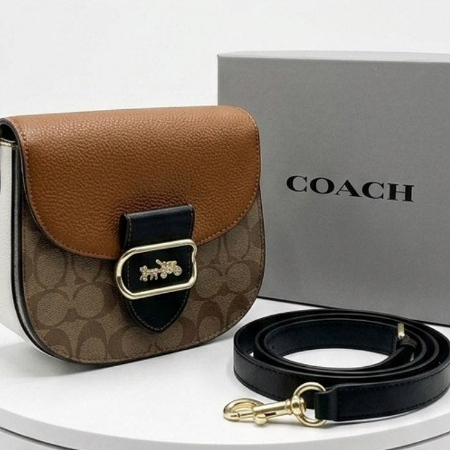 Coach White Interwoven Mirror Bag 🤍👜
