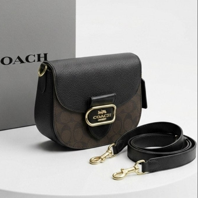 Coach White Interwoven Mirror Bag 🤍👜