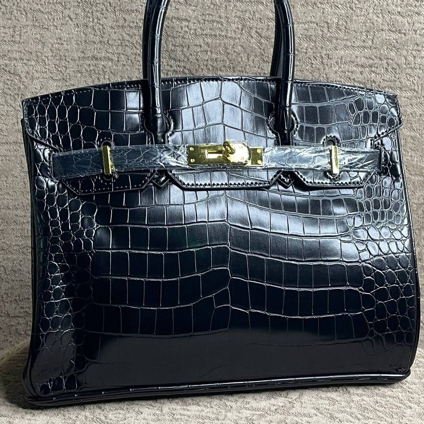 Hermès Beige Bag 👜 Chic Carryall 🤍❤️🖤