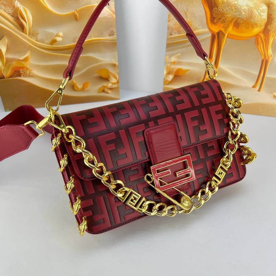 FENDI Green Logo Bag with Gold Chain 💚👜✨
