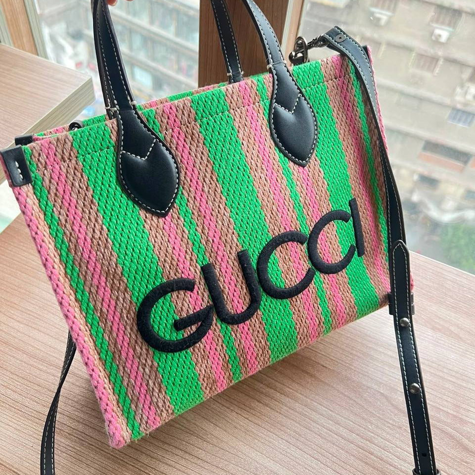 Gucci Striped Woven Tote Bag with Leather Accents 👜✨